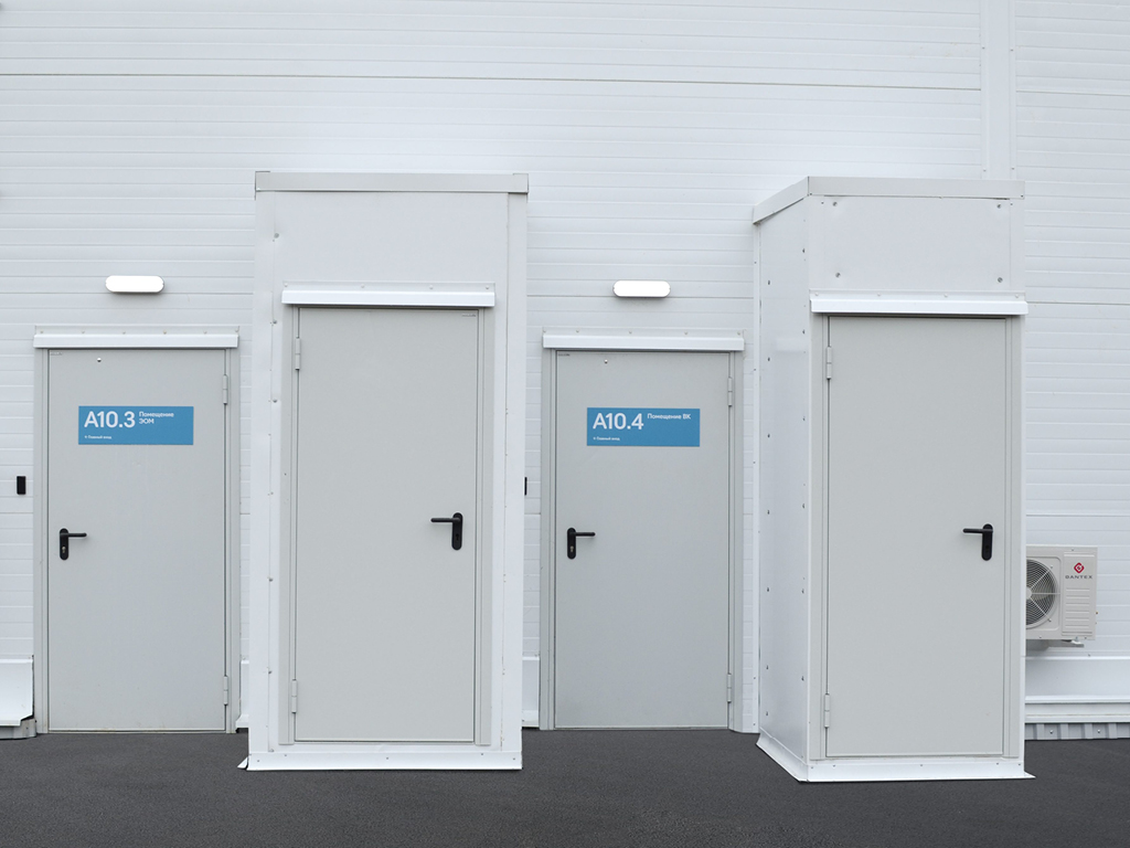 Single-Leaf Industrial Door